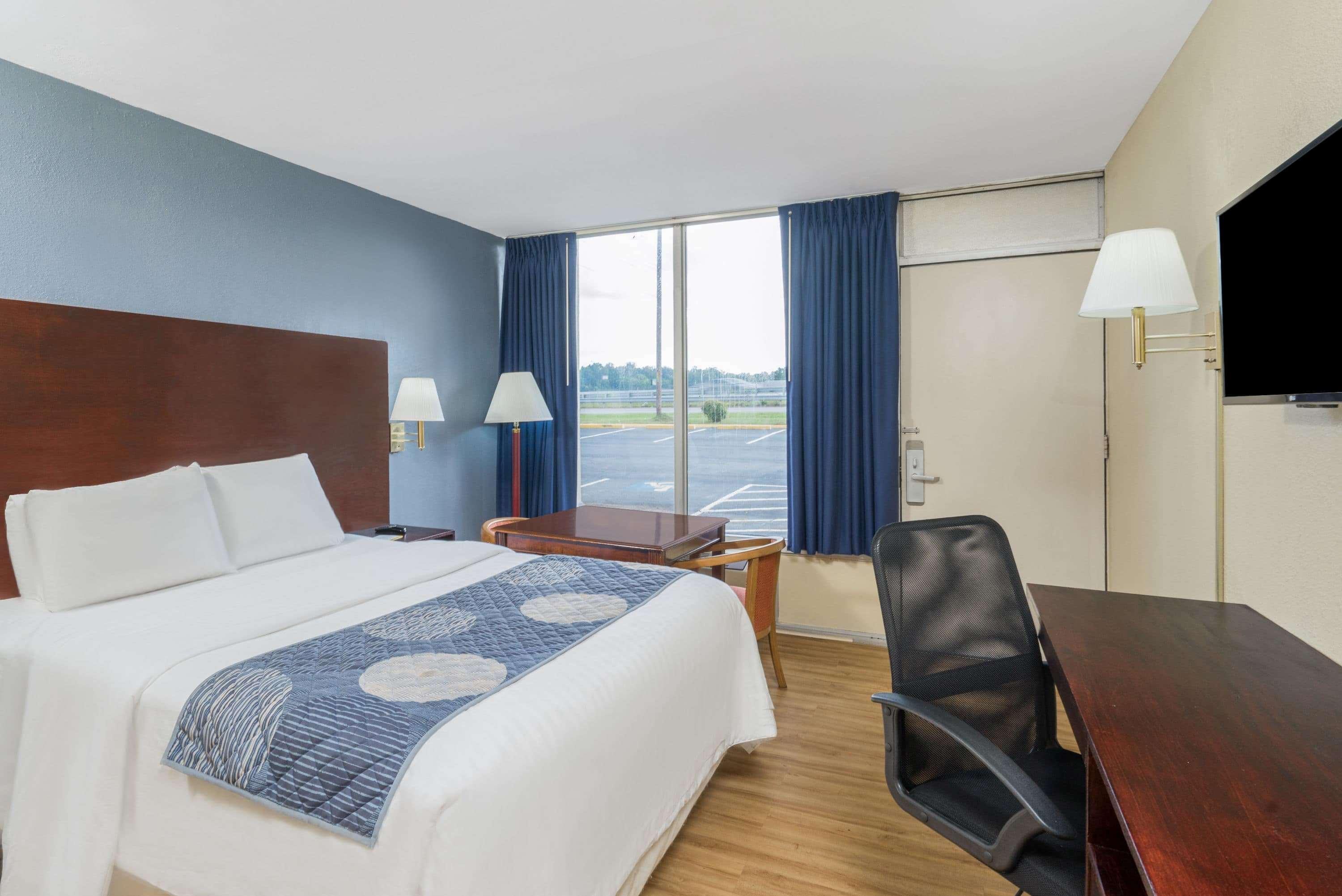 Days Inn By Wyndham סטייטסוויל מראה חיצוני תמונה