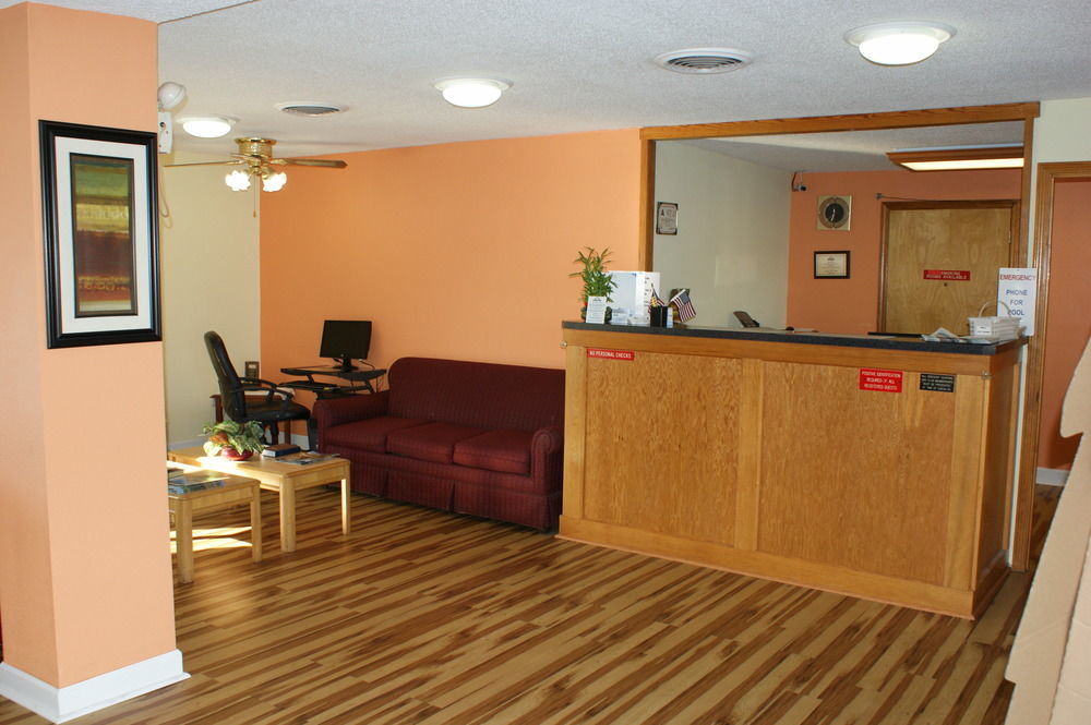 Days Inn By Wyndham סטייטסוויל מראה חיצוני תמונה